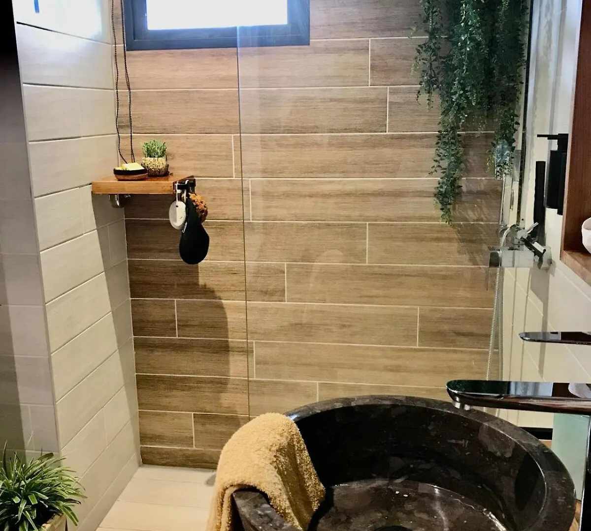 Appartement Manava - Residence Privee Avec Piscine, Vue Moorea, A 5 Min De L'Aeroport Фааа
